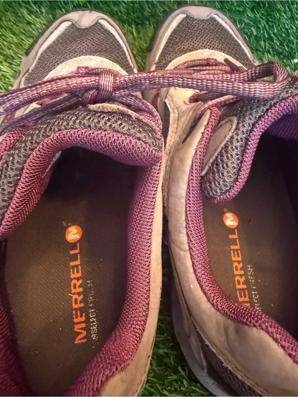 Merrell women’s Azura Purple and Gray mesh Hiking Sneakers size 9.0